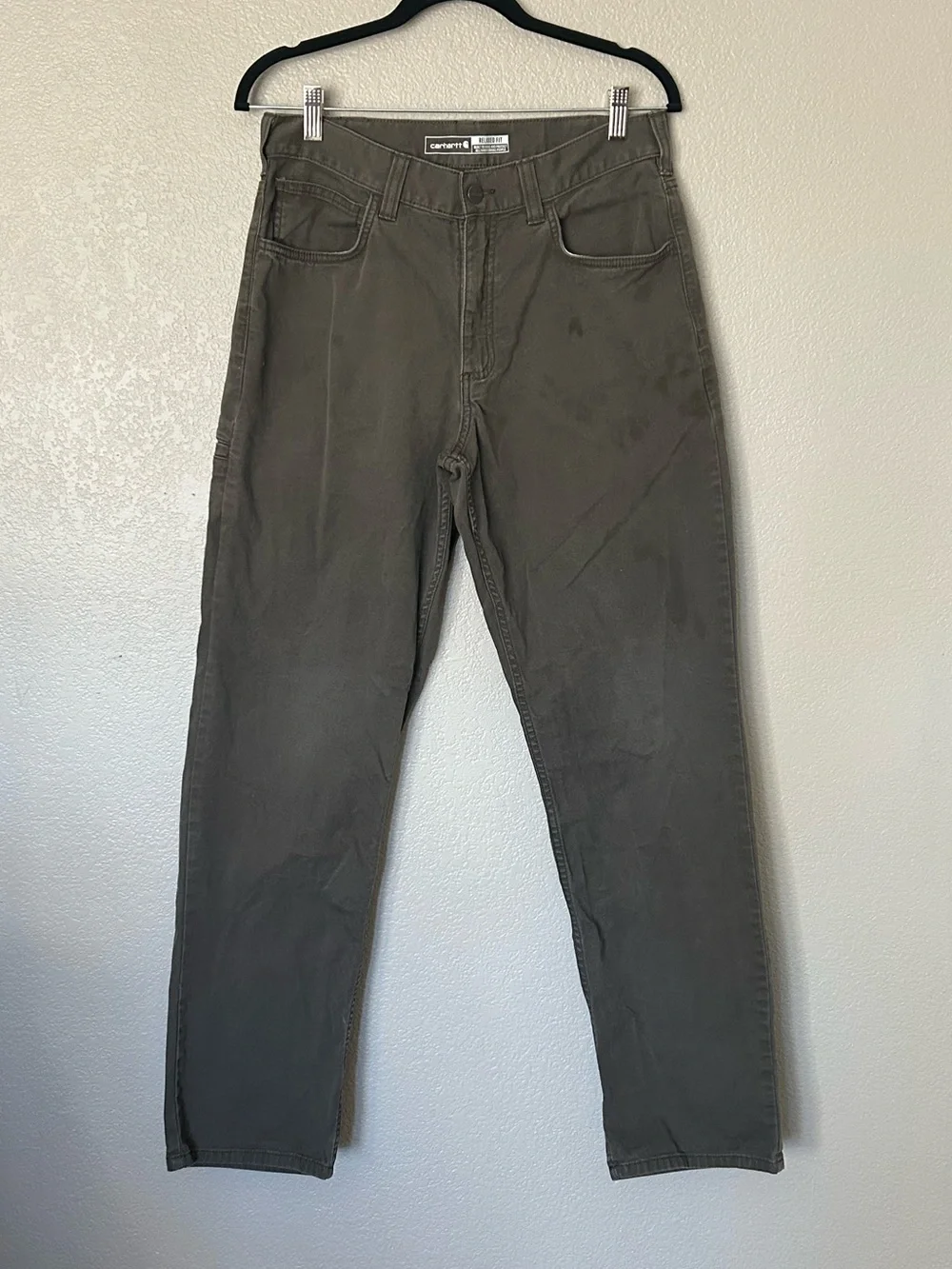 Carhartt Men's 32x34 Relaxed Fit Durable Utility Work Pants Farm-Worn